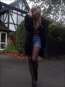 Un cardigan trop grand reste un cardigan.