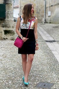 La petite robe noire à fleurs