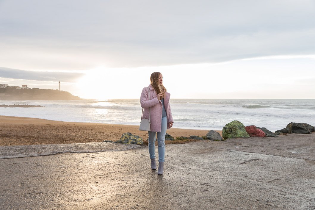 tenue du jour manteau rose Pastel