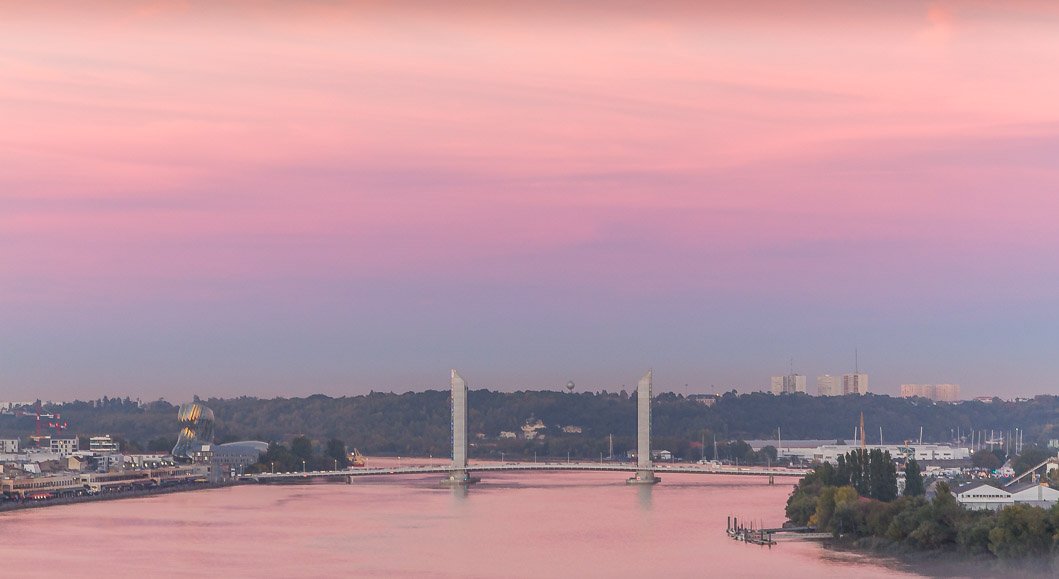 visiter bordeaux pont chaban delmas coucher de soleil