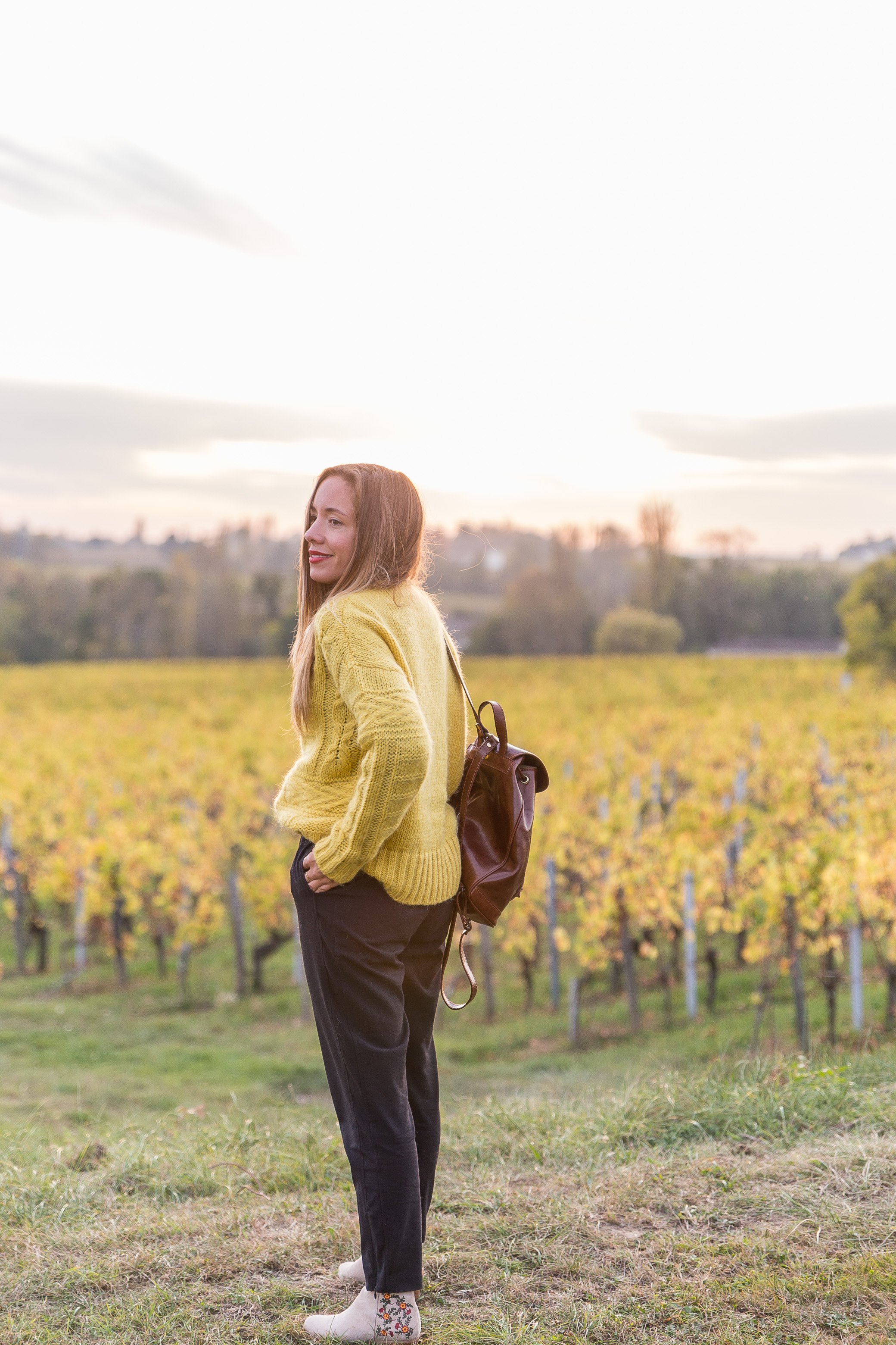 Tenue pull jaune outlet