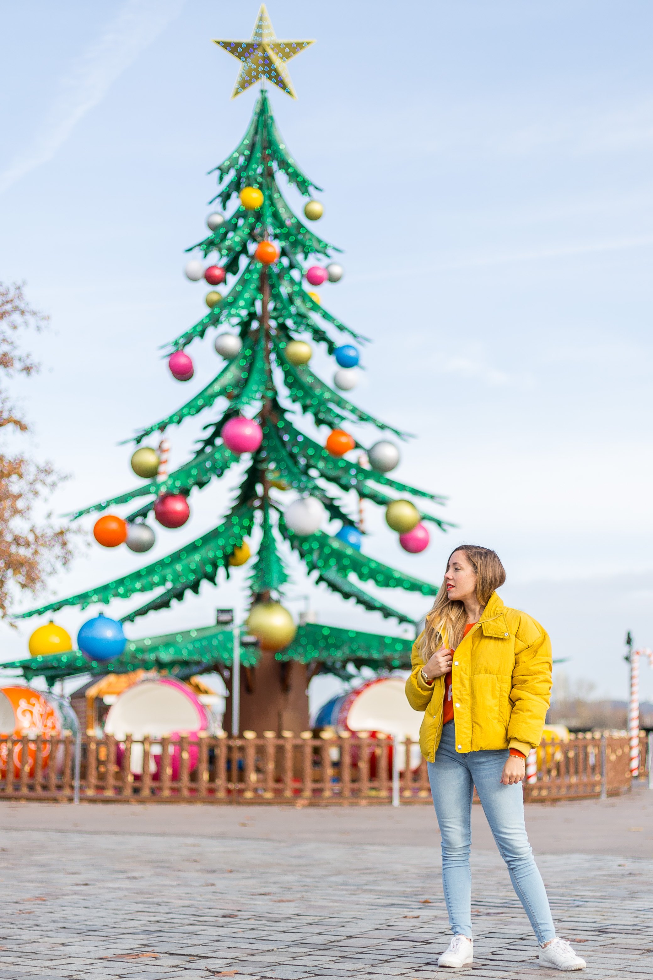 tenue doudoune jaune