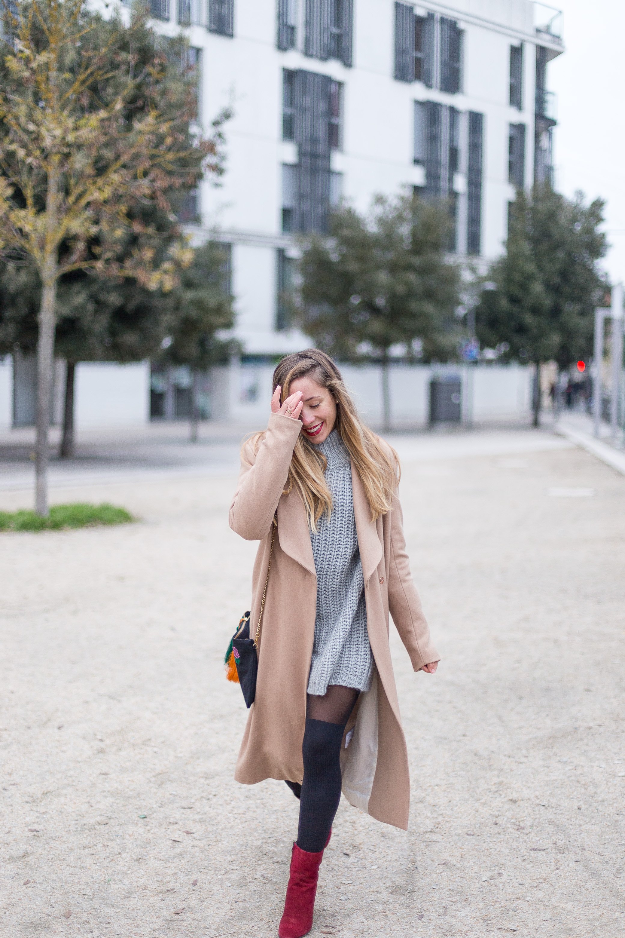 look hiver soldé manteau long camel