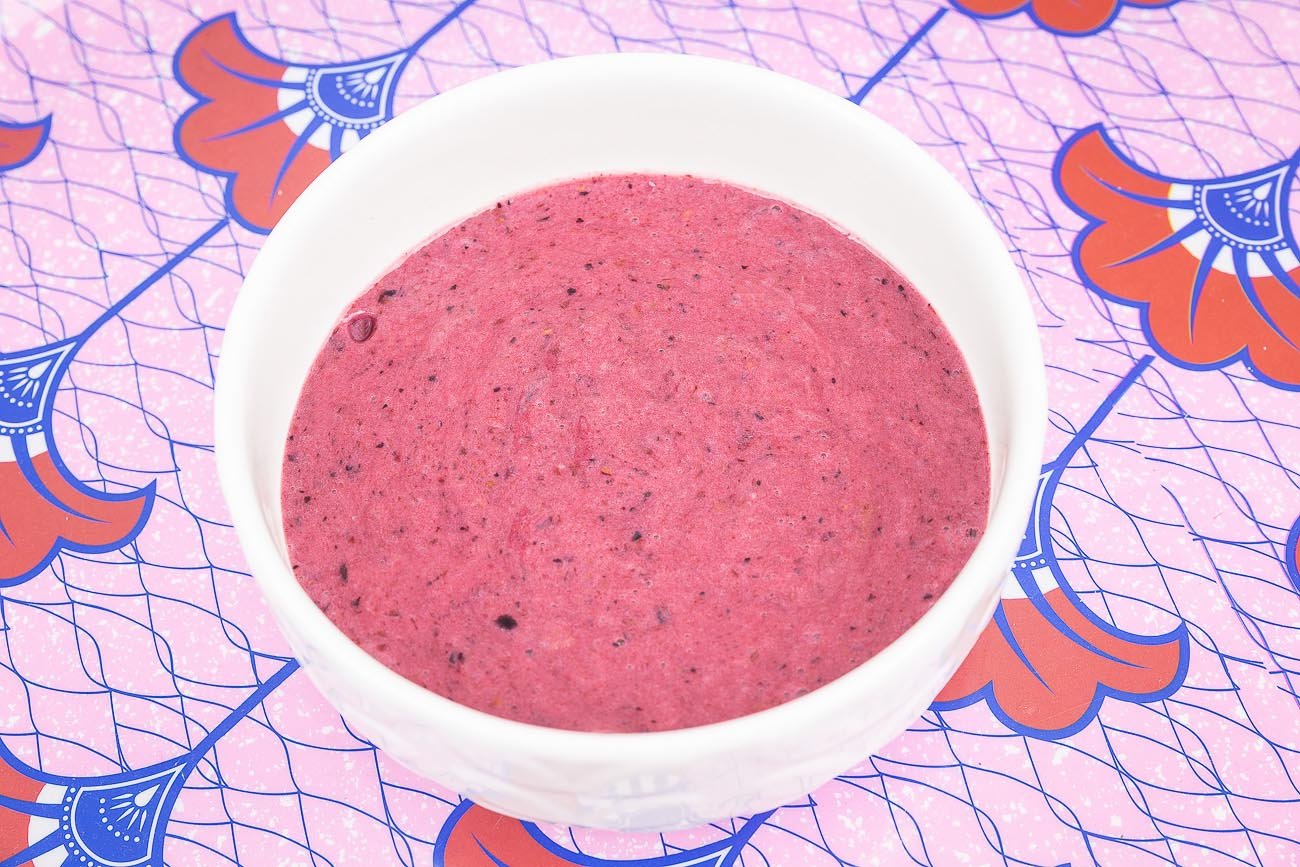 smoothie bowl fruits rouges