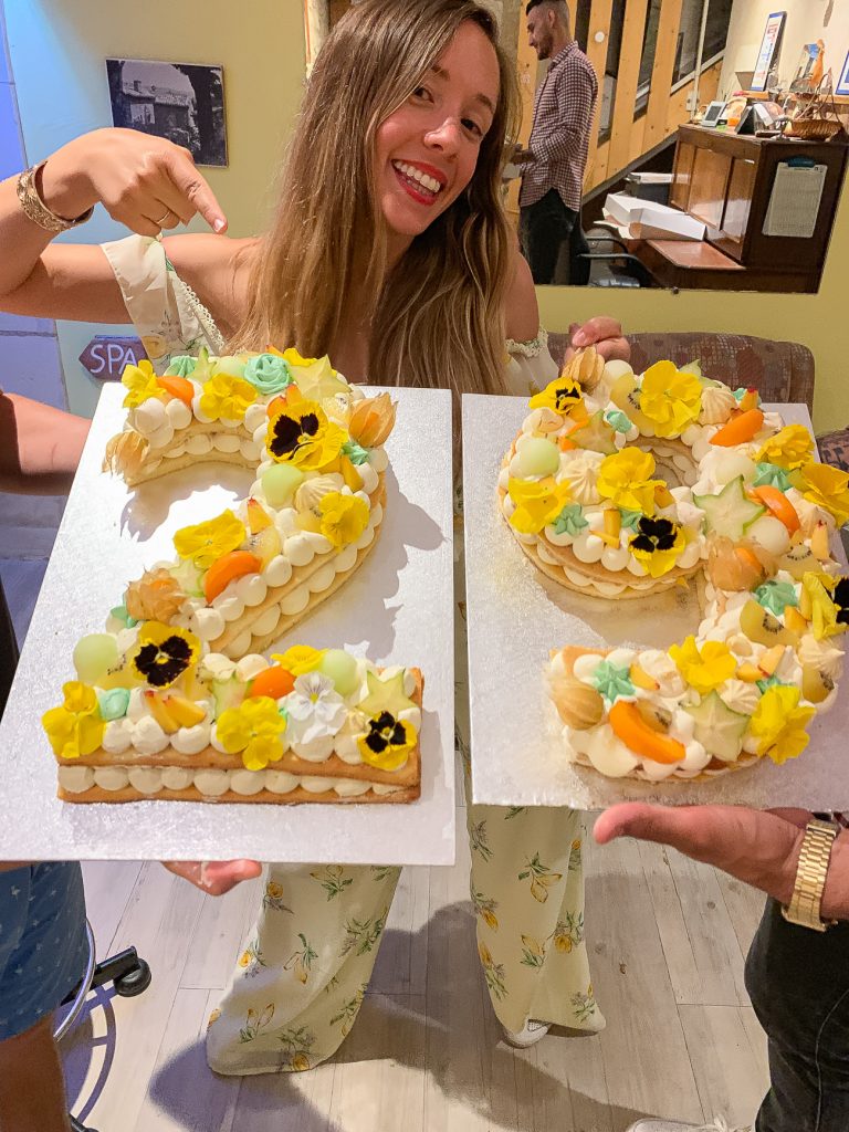 gâteau anniversaire sur mesumre