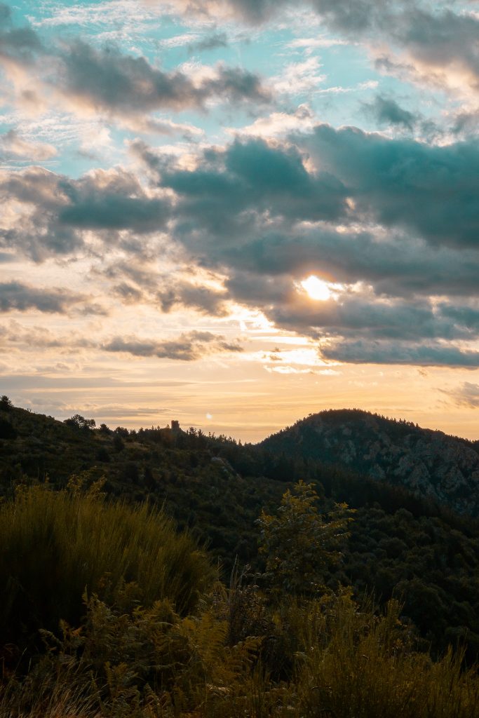 Lever de soleil montagne