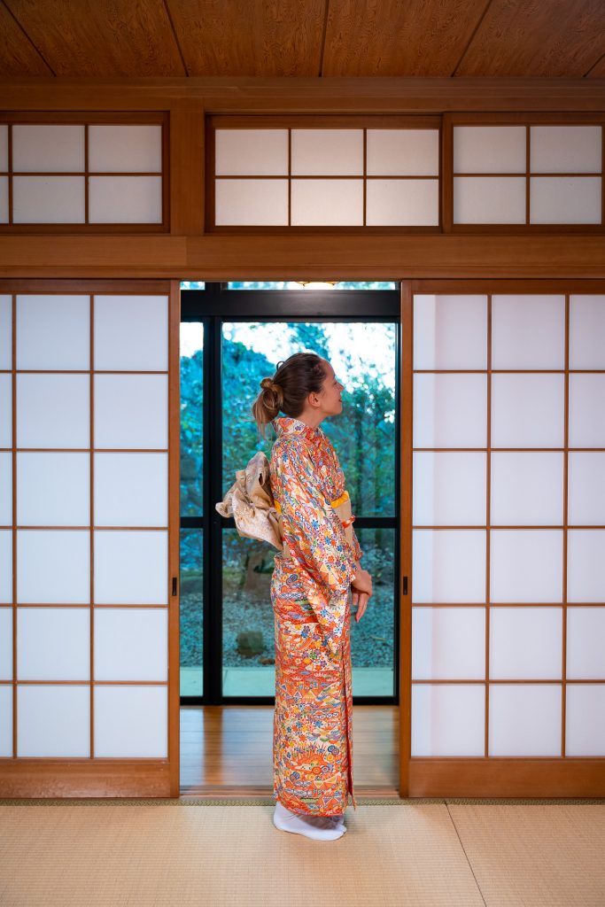 Kimono tenue traditionnel au Japon
