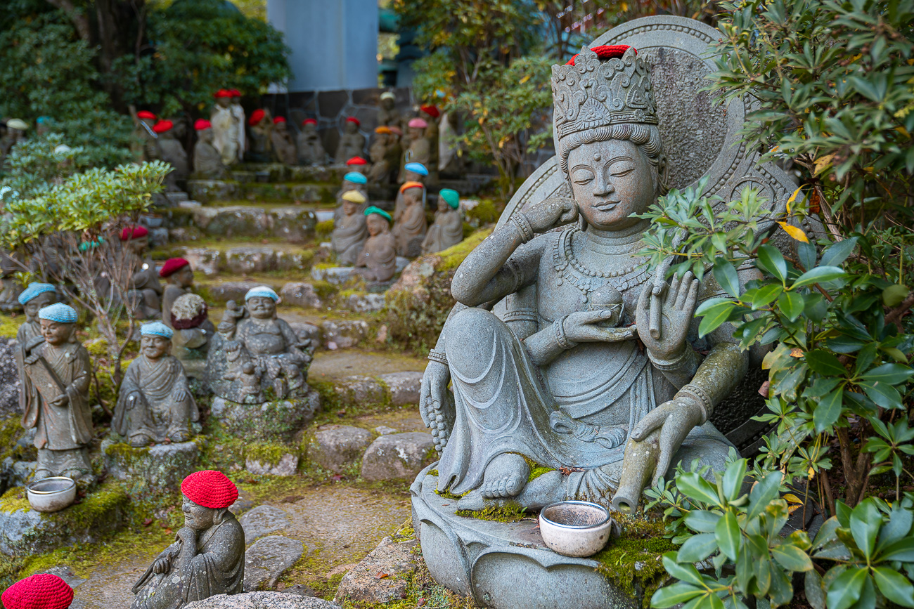 Statue temple Japon