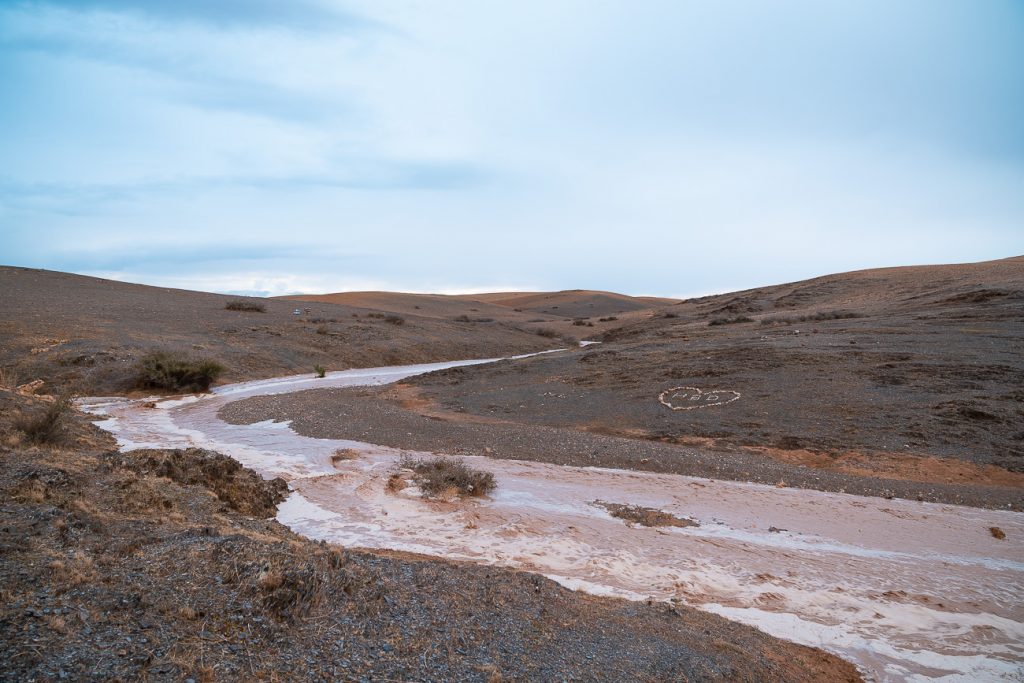marrakech pluie désert rivière