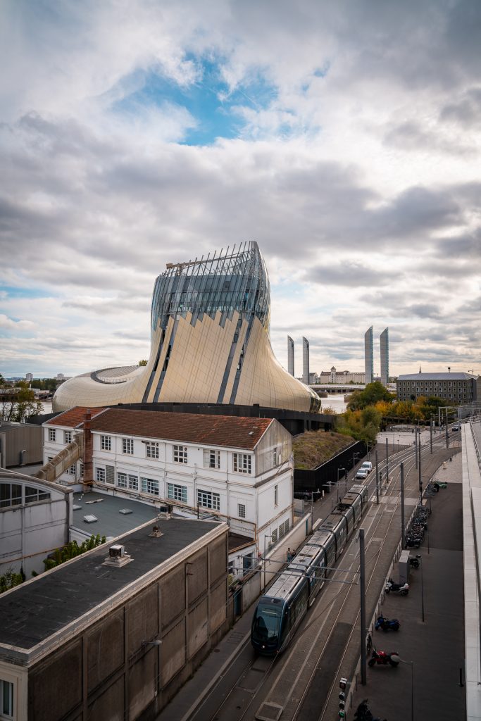 train cité du vin bordeaux