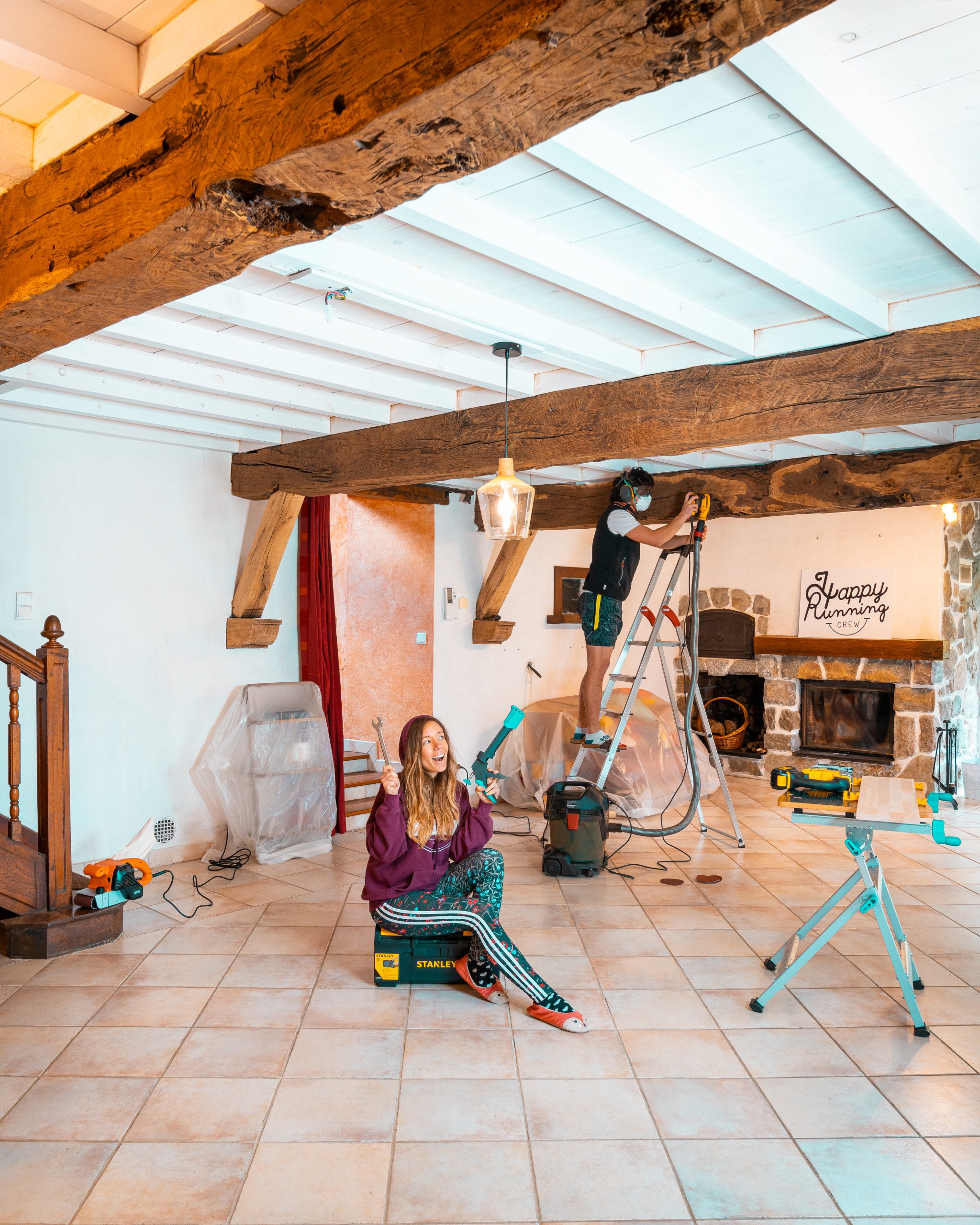 Poncer les poutres apparentes blog déco travaux La Penderie de Chloé