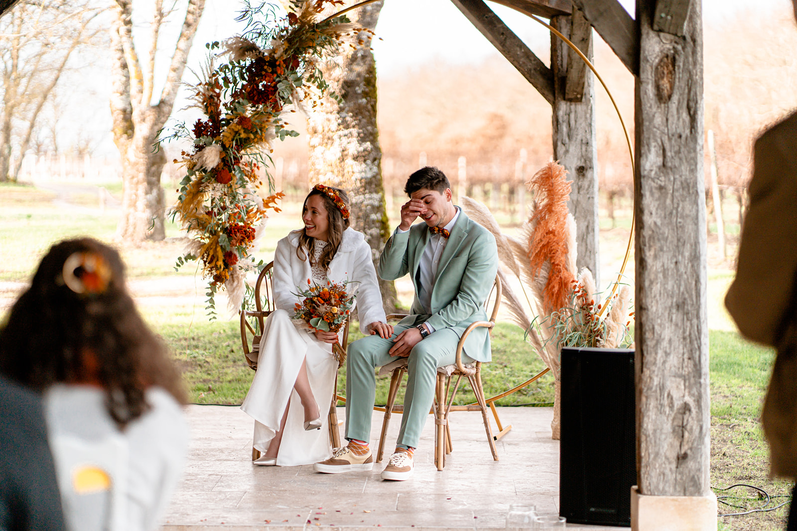 cérémonie laïque de mariage en extérieur