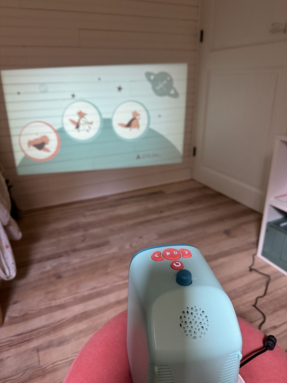 idée cadeau enfant projecteur tikino